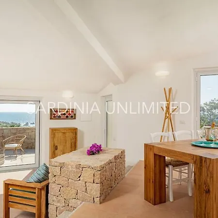 ヴィラ Albanella コスタ・パラディーゾ